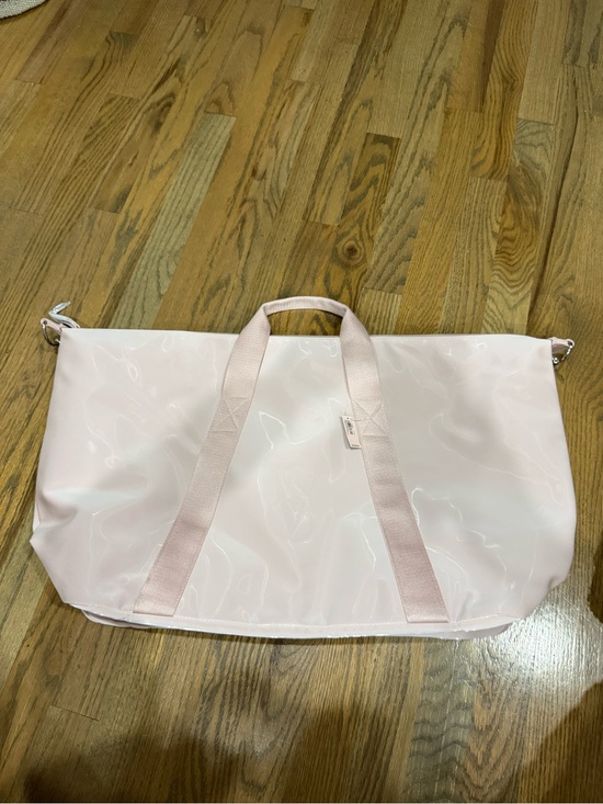 Victoria's Secret Handbags - Brand new with tags*Victoria’s Secret Light Pink Glossy Weekender Tote Bag